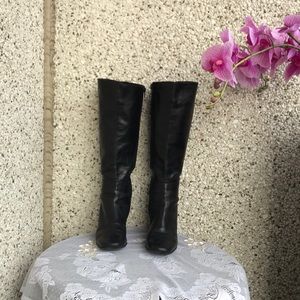 Van Eli Classic black leather boots